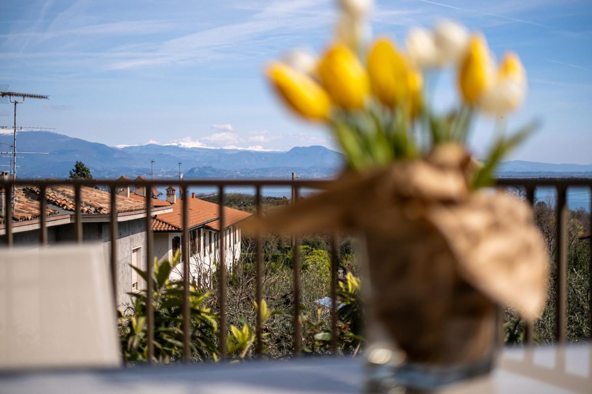 Il Lago Dei Sogni - Stupenda Vista Lago E Colline Barcuzzi 外观 照片