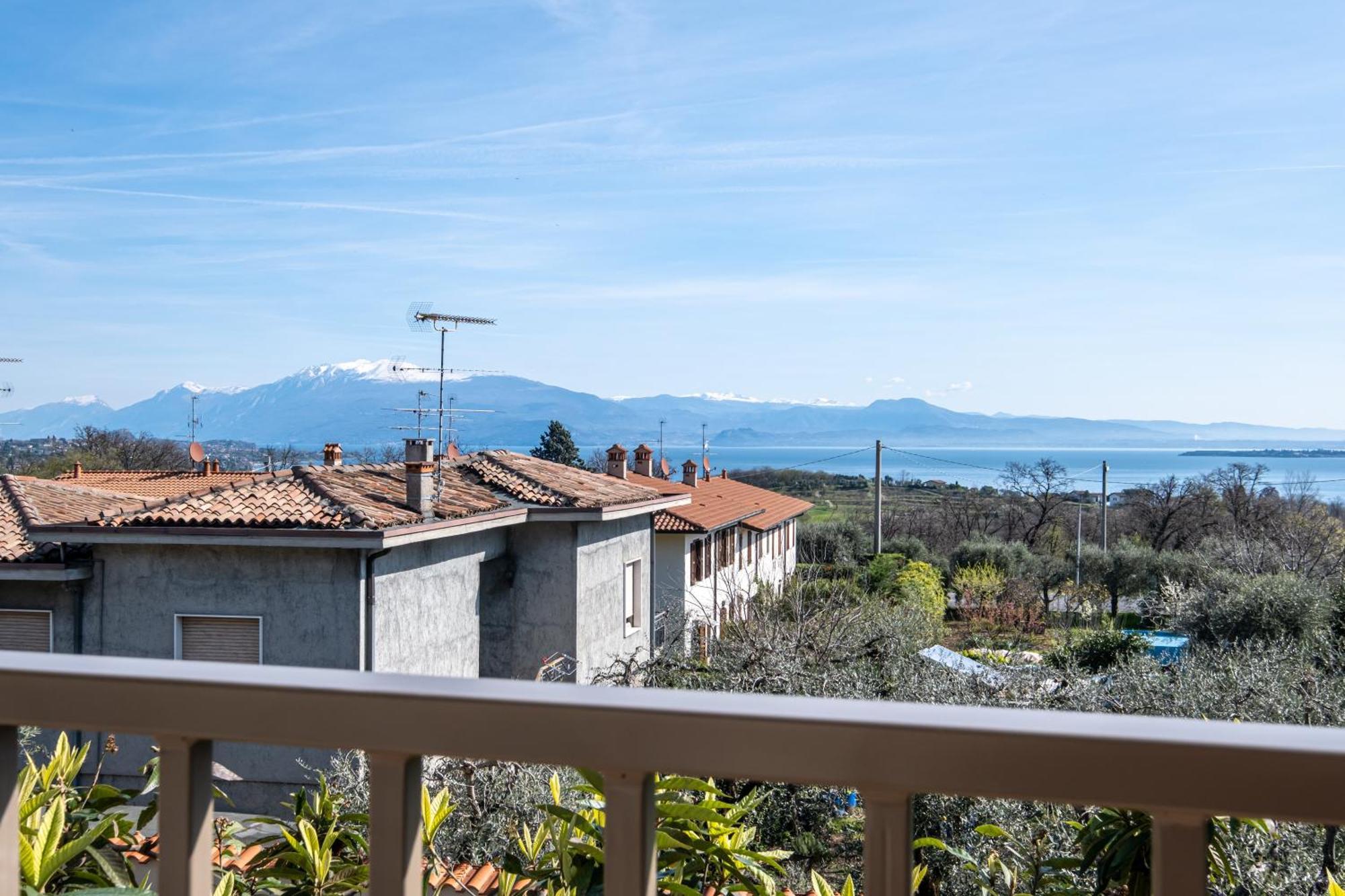 Il Lago Dei Sogni - Stupenda Vista Lago E Colline Barcuzzi 外观 照片